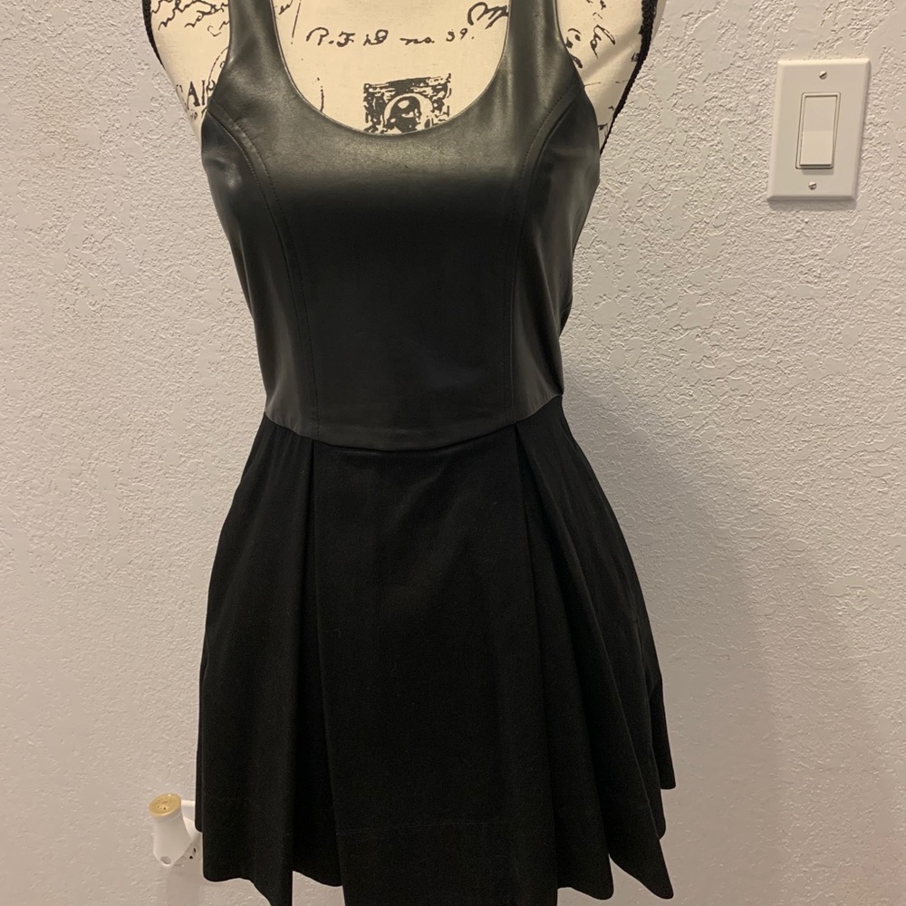 EUC vegan leather Michelle Mason dress sz 0